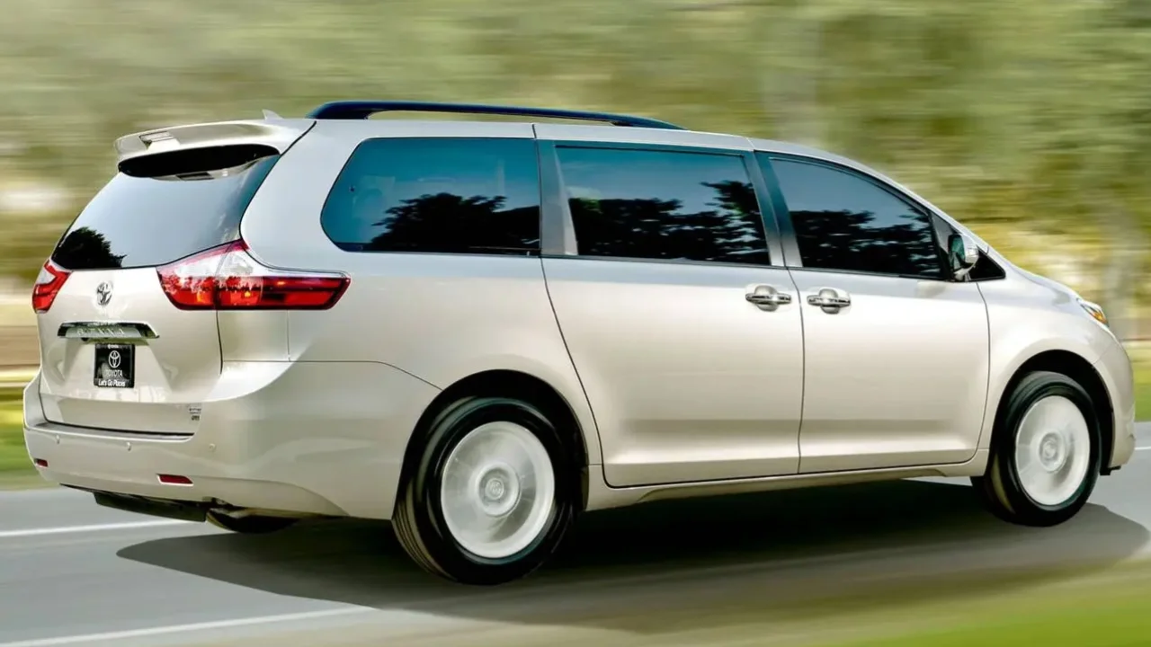 Toyota Sienna 2025: Elevating Family Travel with Luxury, Smart Technology, and Exceptional Comfort